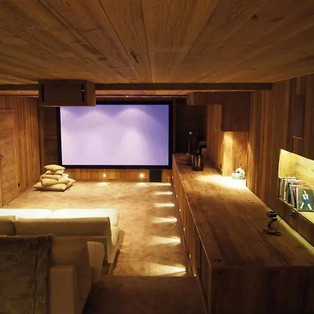 Javen - 520m2 Avec Piscine Chauffée Et Cinéma Chalet Megève